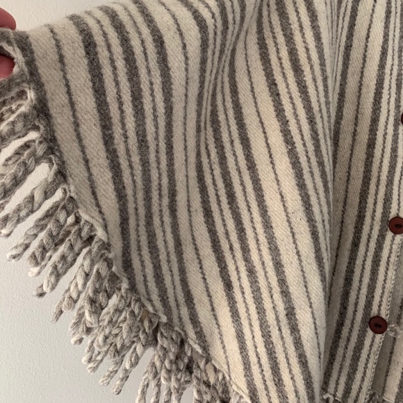 GORGEOUS Mexican Wool Boho Poncho - S,M - Picture 5 of 14